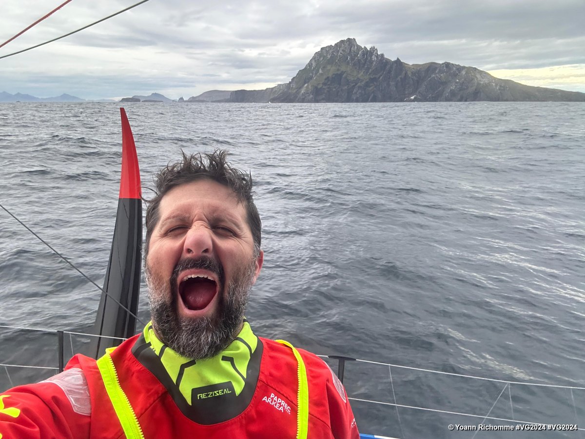 Tout y est dans cette photo !
Richomme 1er au cap Horn