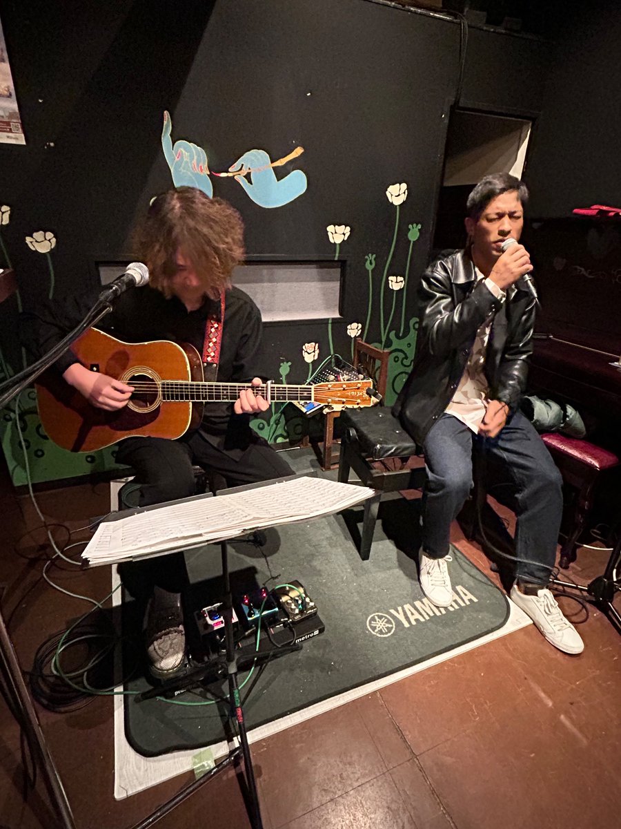 nyaoji0222's tweet image. ！
12月22日（日）夜のイベント、ライブです。
ACOSTYLE vol.137
アコースティックライブです。
素敵なライブバー　PARKA HOLIC

2人目は、
D'melさん
カッコいい男性シンガーさん
歌、上手いです。

#PARKAHOLIC
#Dmel