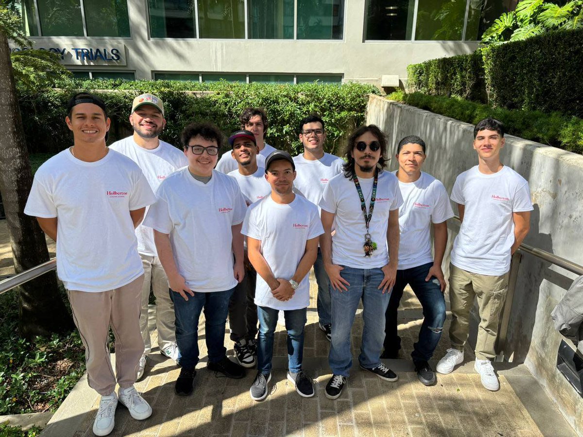 En Holberton programamos con estilo. 📷 ¿Tú también quieres una? Únete a nosotros.
#Holberton #HolbertonCodingSchool