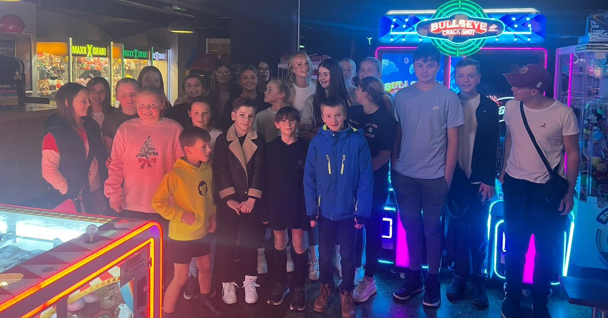 lytham_hc's tweet photo. Lytham hockey club junior Christmas social at Level Preston.
Very enjoyable end to 2024 https://t.co/lIGKL5jJv7