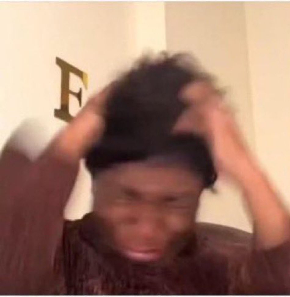 blackcindyy's tweet image. only winter babies really understand the #plight that we have for our birthdays. Gotta find something fun, creative, indoors w enough space to host ppl all while it’s 8° outside