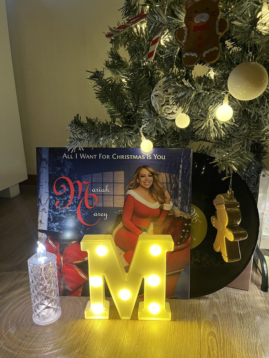 yana_k_lamb's tweet photo. Cozy home thanks to Mariah❤️
@MariahCarey Queen of Christmas thank you to make my days warm and happy. Your music has helped me throughout 2024. It’s time to meet 2025🤍
#MariahSZN #MariahCollection30 #L4L https://t.co/AhBfXDWfNf