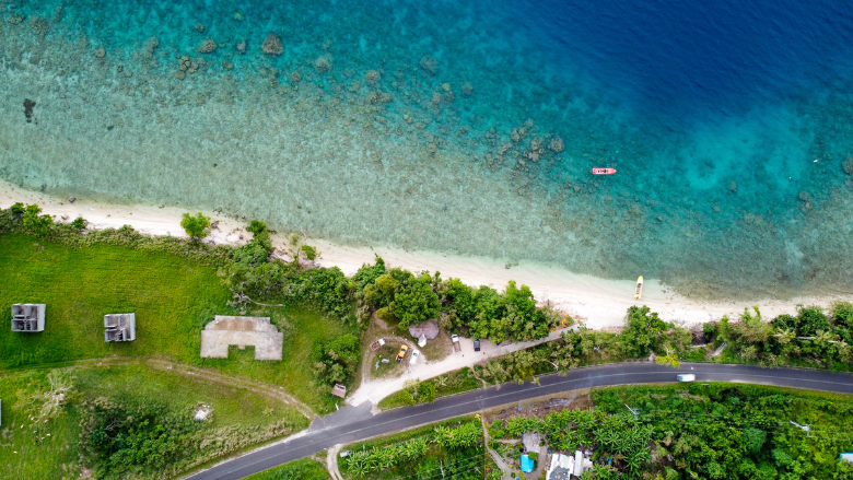 The <a href="/WorldBank/">World Bank</a> has fast-tracked US$12 million to the Government of Vanuatu 🇻🇺 for emergency response and recovery, following a devastating 7.3 magnitude earthquake on December 17. The World Bank is also discussing a broader package of support. Read more wrld.bg/x1zx50UwjMn