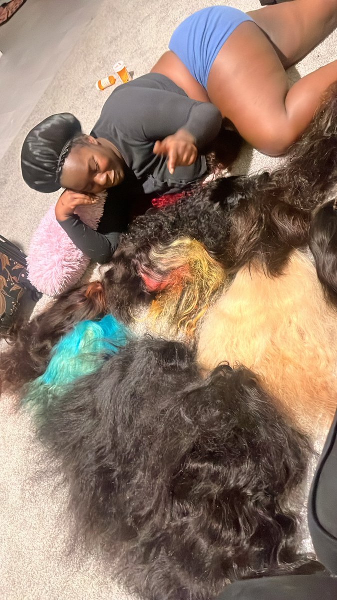 She kept the wigs from every girl she ever beat up 😂😂😂😂