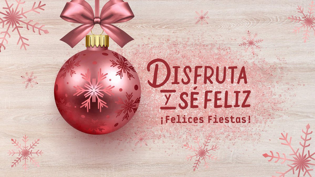 mascarnaval's tweet photo. Felices fiestas! 🎊🙌☺️💕🎄 #comparsadeluxe #comparsamaceio #carnaval #shows #samba #Carnival #dancers #mascarnaval #maceiodeluxe 
@mascarnaval 2024/2025 https://t.co/XTFFNqYLA2