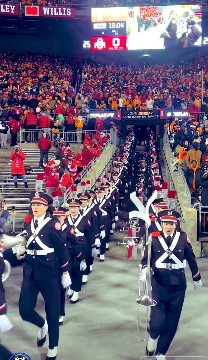 asianposh2022's tweet image. Last Ramp at The Shoe! I love you. #bandmom #cbus #playoff #December2024 Rose Bowl Bound🌹 Second trip! #GoBucks