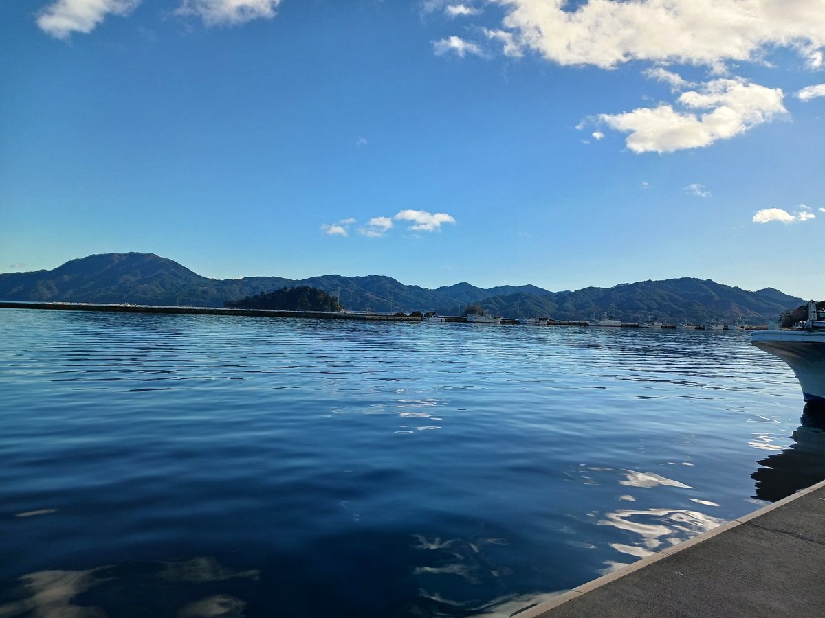 jcas5710's tweet photo. 義理母の葬儀のため
岩手に帰省中です。
少しの時間だけど
飛鳥が生まれた町に立ち寄り
昔を思い出していました。
震災の後、すっかり変わってしまったけど懐かしい https://t.co/twI6XtxkEW