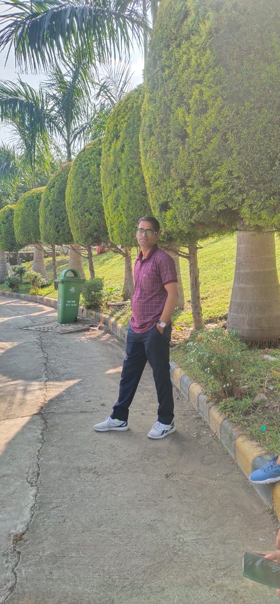 फोन करो तो हमेशा हाजिर😙 
मिलनसार कुशल व्यक्तित्व के धनी हमारे फार्मासिस्ट साथी उमाशंकर जी को जन्मदिन की ढेर सारी बधाई और शुभकामनाएं 🎂💐🎊
आप स्वस्थ रहें मस्त रहें🙏
<a href="/Umashan89626699/">Umashankar</a> 
<a href="/RPEA_U/">RAJASTHAN PHARMACIST EMPLOYEE ASSO.(U)</a> #mndy_pharmacist
<a href="/IPA_India/">IPA - Indian Pharmacist Association</a> <a href="/PharmacistUnity/">Maharashtra Asso.Of Pharmacy Students & Pharmacist</a> <a href="/TPhWpharmacy/">The Pharmacist World</a>