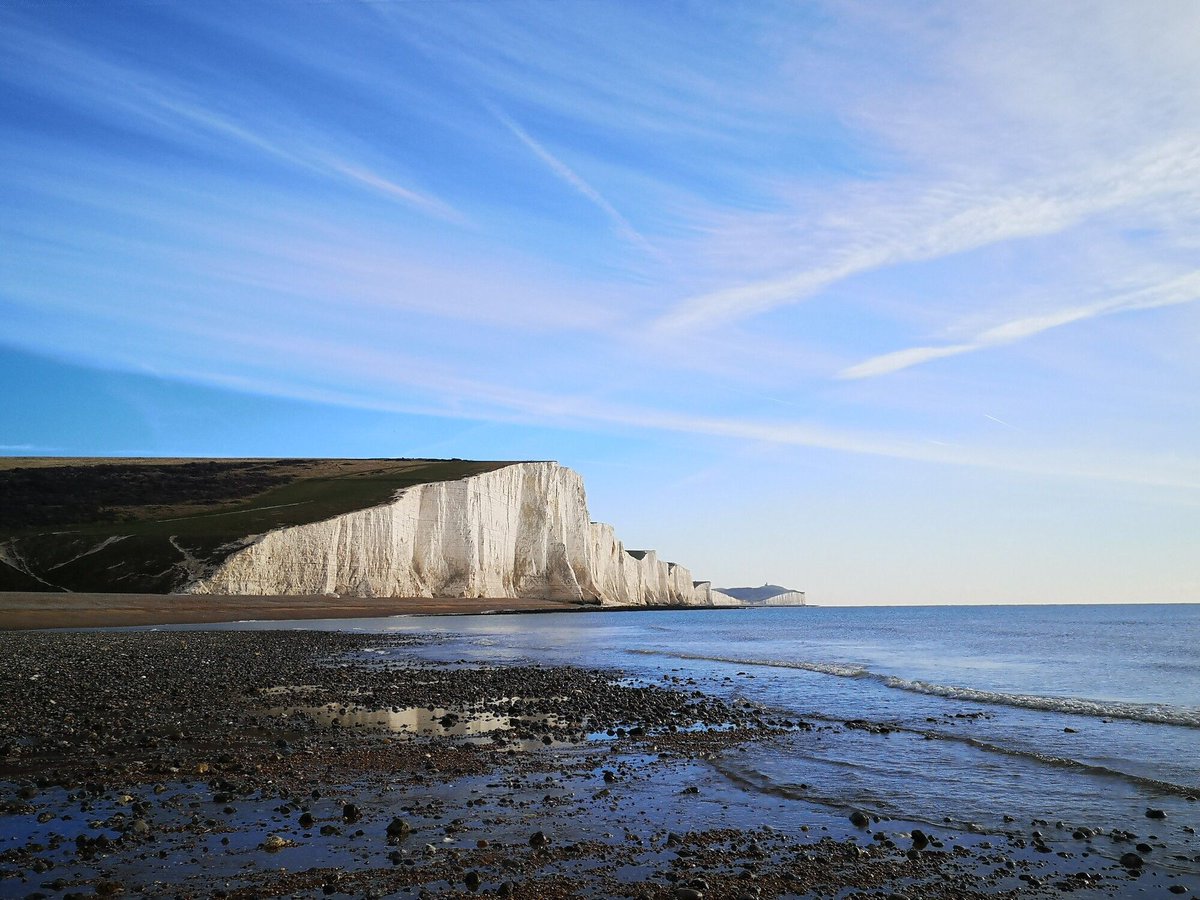 Just one more sleep...

Spend a bit of time outside before putting your feet up with a glass of something warm or chilled. 

#ChristmasEve #SevenSisters