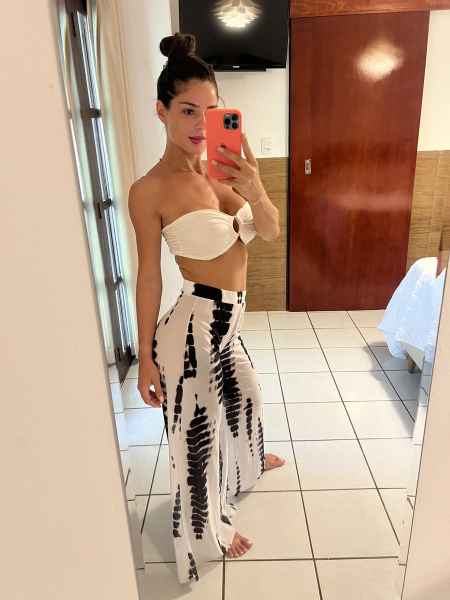 anaiss75's tweet photo. Un reflet unique, une fleur rare… Toute belle 🌸 #MardiMirroir
@OrgasmicGroup @PartageDeFiHot @Body_Art_be_fr @DLingeriesexy @Sexy_Babe_Girls
@VirtuAss @lesseinsdumonde
@lafrancecoquine @fr_y44
@lafranceporno @MYM_OF_Expert
@CamaSutrax @FrancaisesSexy https://t.co/3kUAPACCbD