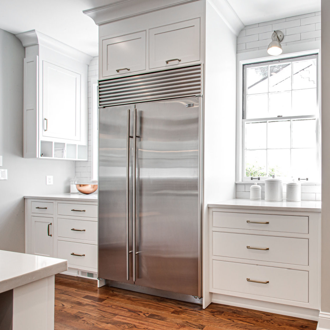 Elegant Showplace inset cabinetry brings a timeless appeal to your kitchen space, perfect for classy entertaining. Interested in this look? Contact us today!

westernproducts.com/cabinets/showp…