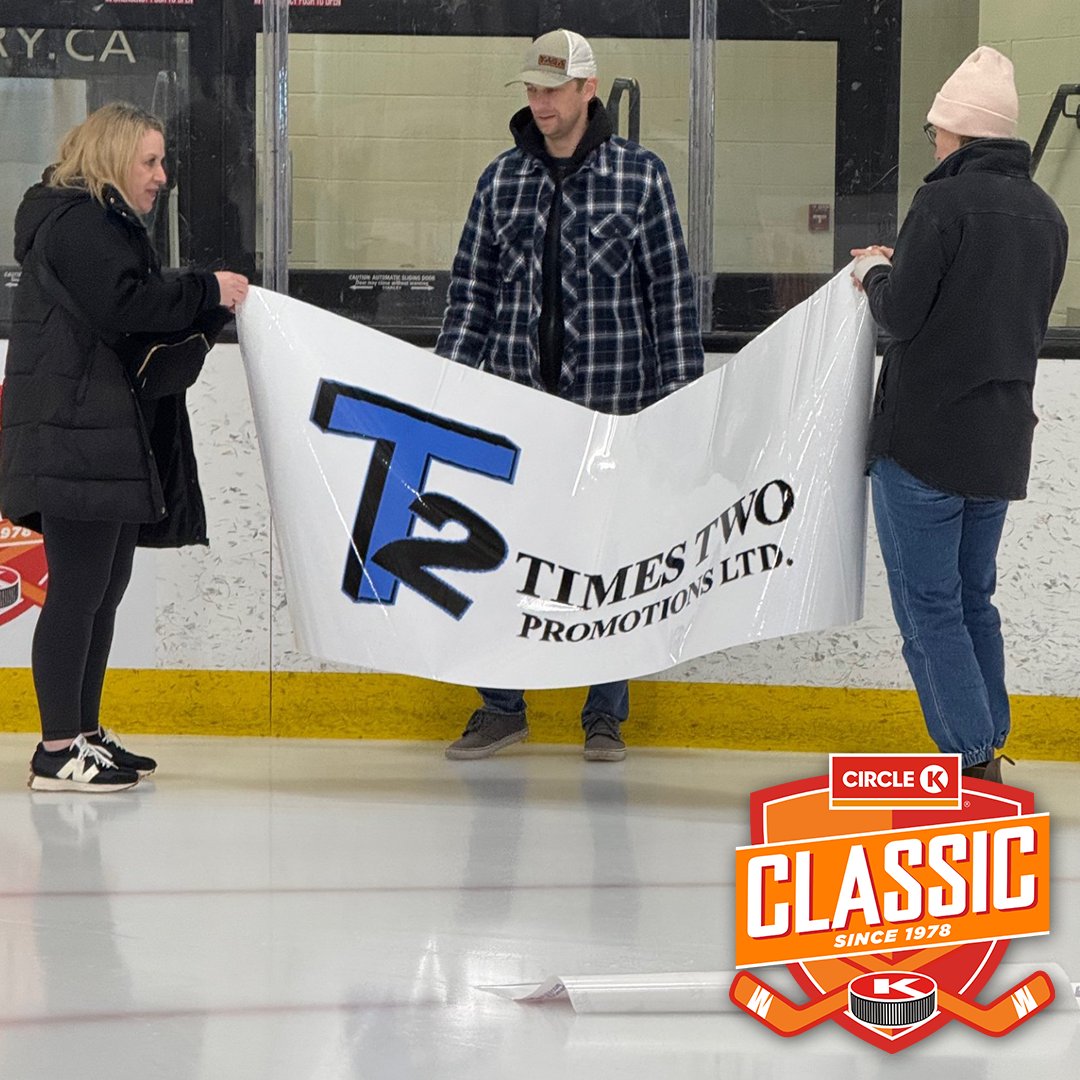 CircleKClassic's tweet photo. Over 800 incredible volunteers power the Circle K Classic! ❤️🧡 Be sure to show them some love when you see them next week in their red vests. Huge thanks to the amazing heroes who rocked our rink setup today! 👏 #CircleKClassic #Volunteers #HockeyHeroes https://t.co/nWdNp6qmfS