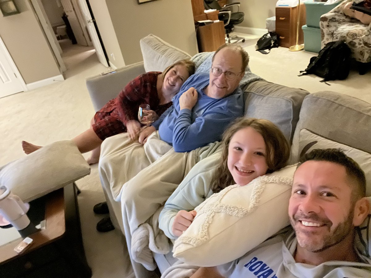 Best part of the Holiday Season….marathon movie time w loved ones….Merry Xmas everyone 🧑‍🎄