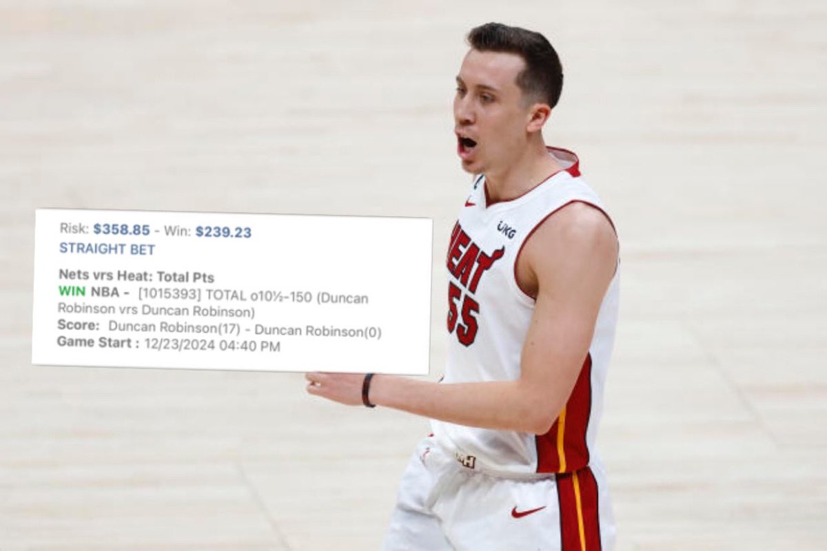 MaxBetzOnly's tweet photo. 🎅🎅🎅BANGGG WE CASH DAY 4!

Duncan Robinson hits over 10.5 points before halftime!!!

$358.85 to win 239.23= $598.08!!!

SANTA IS SAVING Christmas!!!  Follow us along on this amazing journey!!

Day 5 tomorrow!!!  HO HO HO!🎅🎅🎅

@NBA #nbapicks #nbaprops #LadderChallenge https://t.co/BKcABObUln