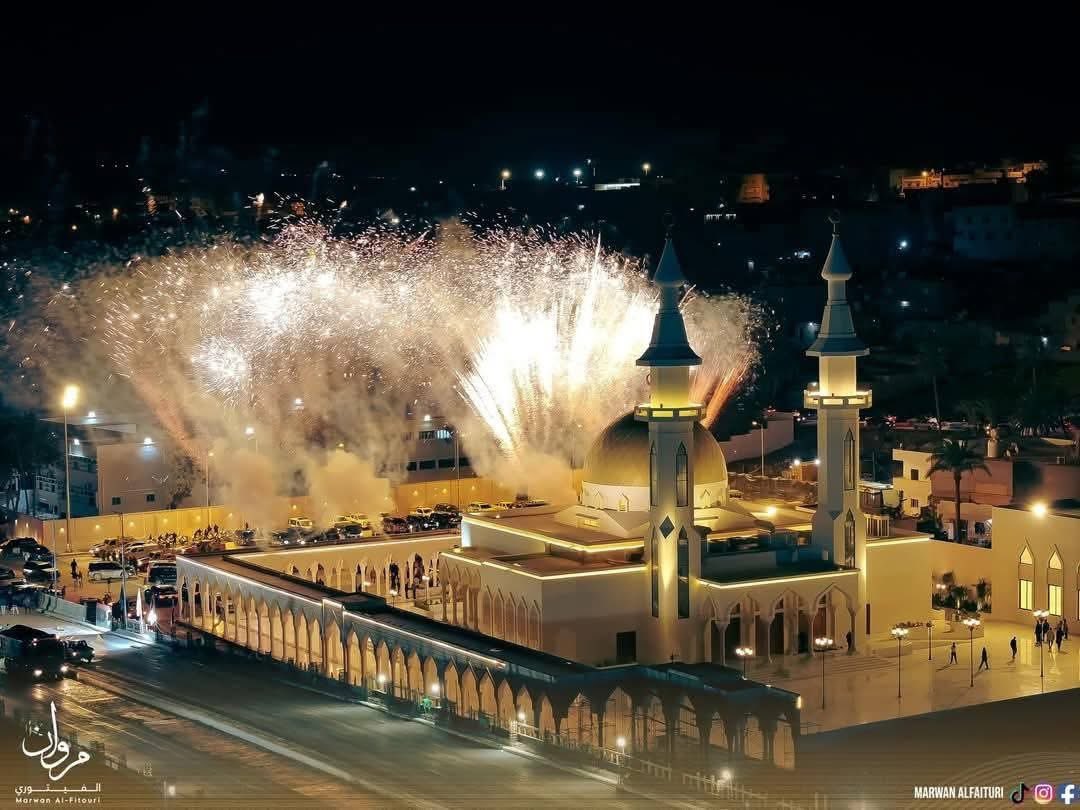 فرحان ما دام انت فرحانه 
#درنه