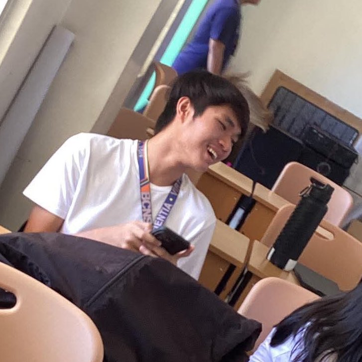 planetbanzone's tweet photo. happy birthday, malupiton @drandrannn!! congrats isahan nalang gifts and handa mo for ur birthday and christmas😝😝 https://t.co/v95pLc7Z8i