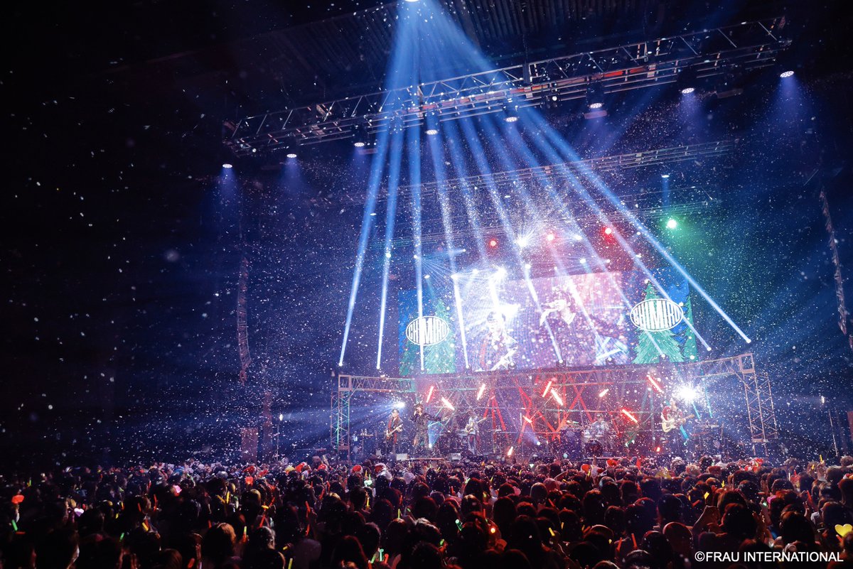 ＼チャン・グンソク率いるバンド「CHIMIRO」／

🎅X'masスペシャルライブを見逃し配信中🎄

🗓2025年1月11日(土) まで視聴可能
ニコ生「【The Rockcember with Chimiro】独占生中継」
live.nicovideo.jp/watch/lv346385…

#CHIMIRO #チャングンソク #장근석 #JangKeunSuk