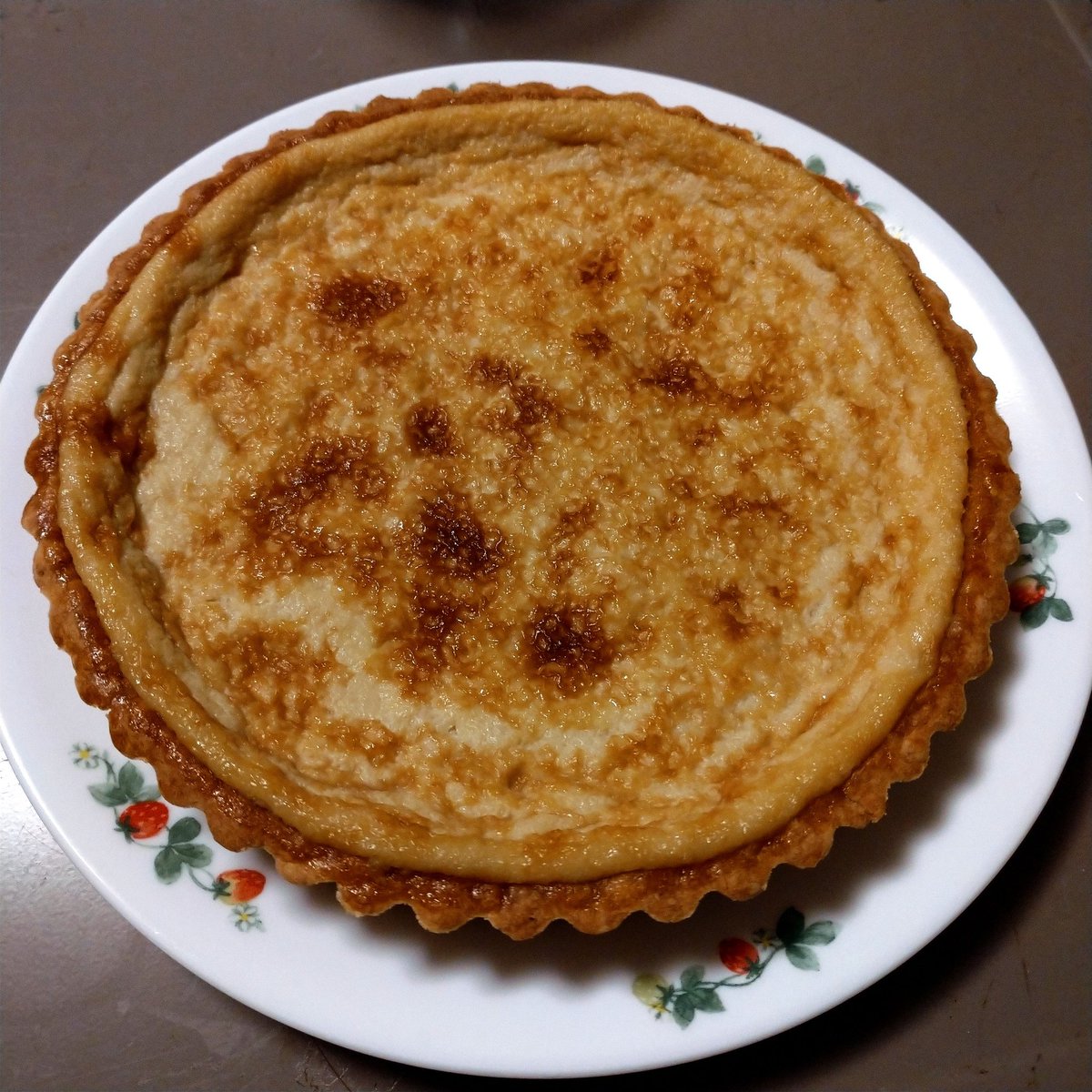 shi0ch's tweet photo. リクエストしたら作ってくれた😢♥
エッグタルト🥚🥧

#メリークリスマス https://t.co/lMhCIw3vdB