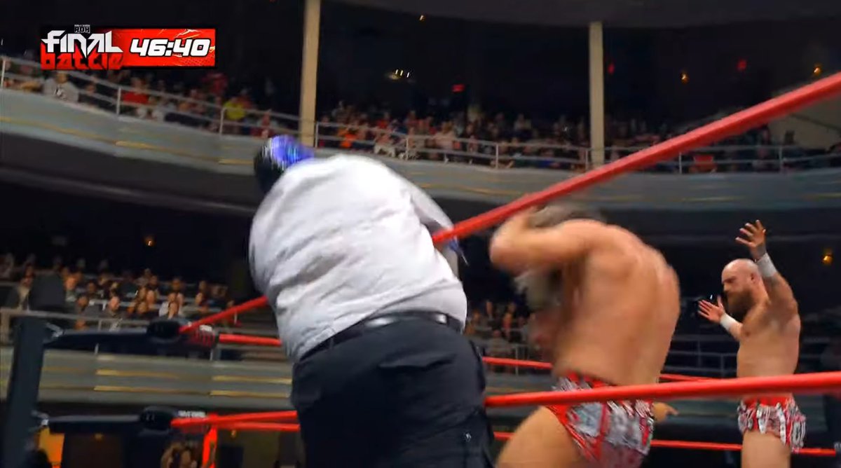 BlazexInferno's tweet image. #AlexReynolds #JamesDrake #ZackGibson #ROHFinalBattle #ROHZeroHour #GrizzledYoungVets #TheDarkOrder #DarkOrder #ROH #WatchROH #RingofHonor #HonorClub #FearThePapers