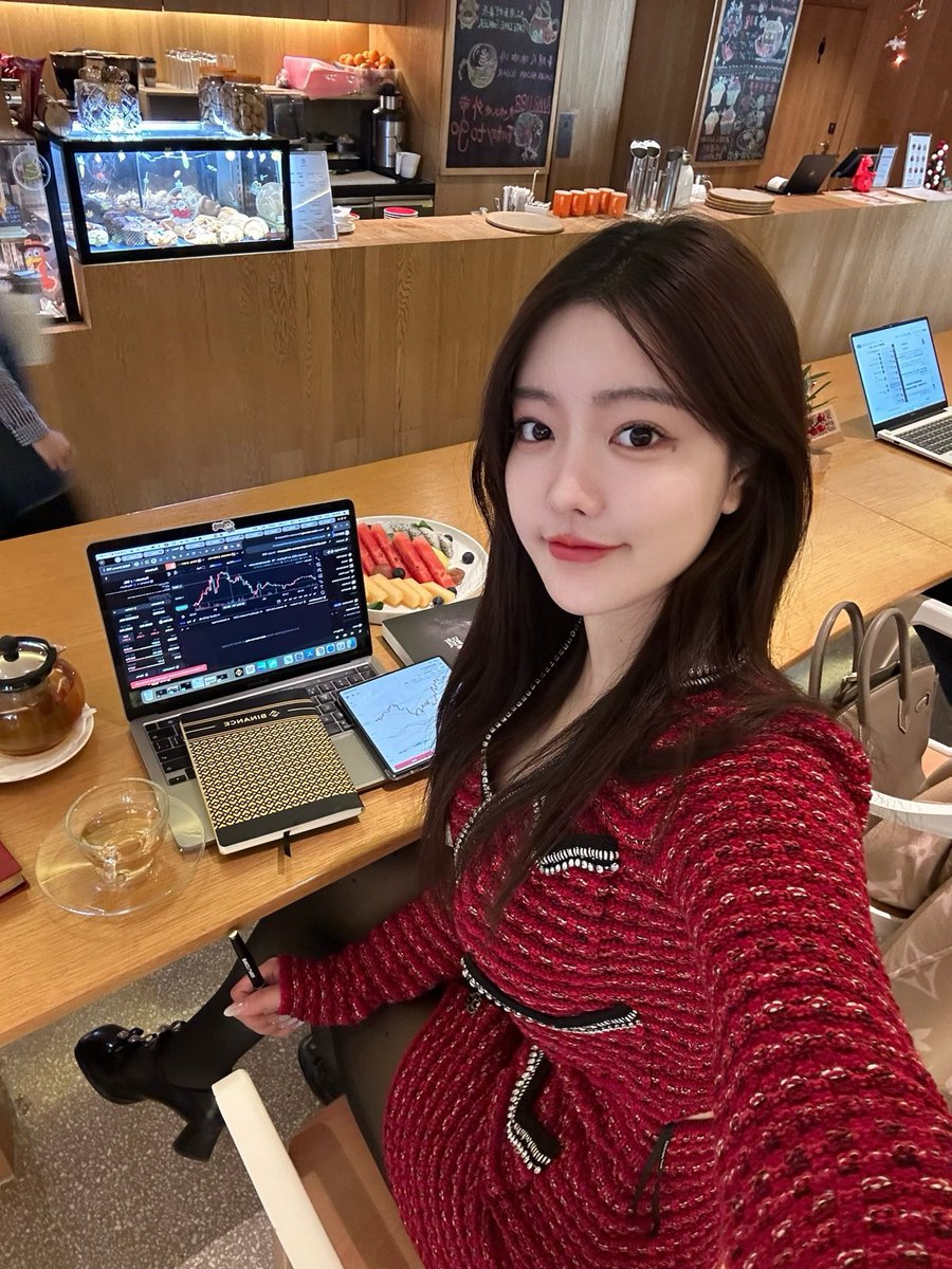 luckybb88's tweet photo. 这知识咋不进脑子啊 哈哈哈 $BTC #web3 https://t.co/hpvVmZn5hu