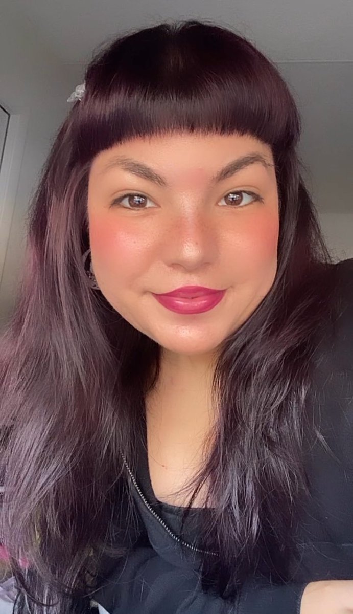 BatsysWorld's tweet photo. Oh yeah, I’m back to violet black for a lil ! https://t.co/eeaT5lDAMX