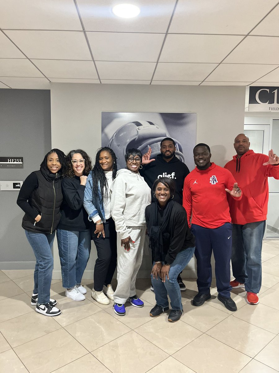 CoachMFernandez's tweet image. Congrats bro!!!! They’ll never know the work you put in on a daily basis or behind the scenes, but the love and effort you put in to everything you do, it was only a matter of time so we salute you bro!!! 🫡💯✊🏿 #famfirst