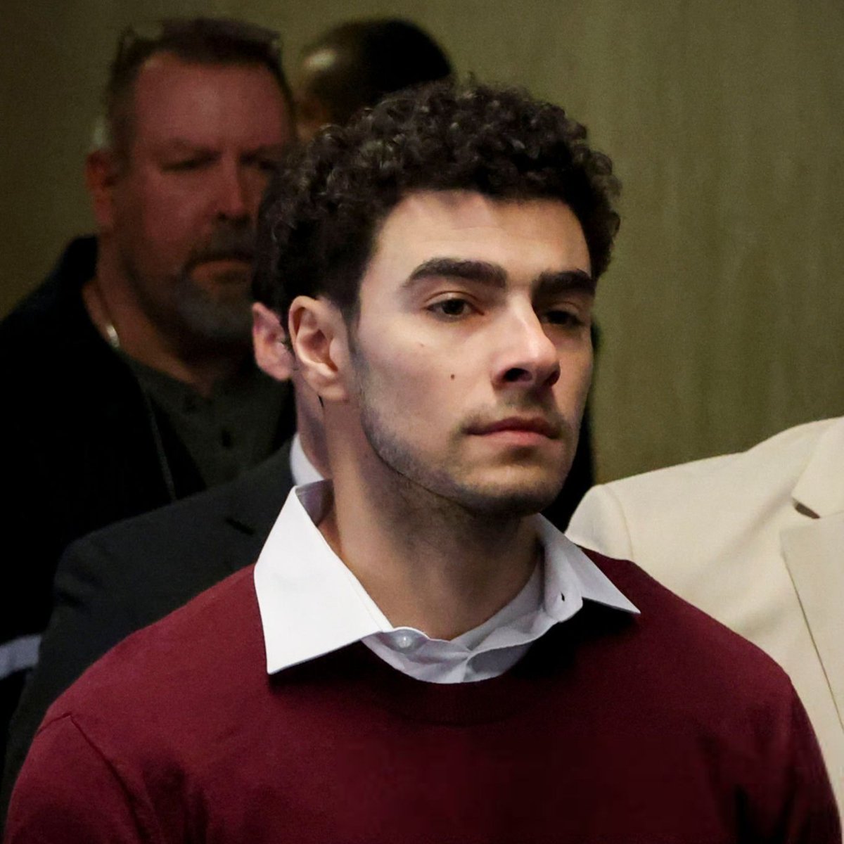 IndieKnopfler's tweet image. He belongs in a YRF/Dharma high-school musical drama set in the foothills of Himalayas.