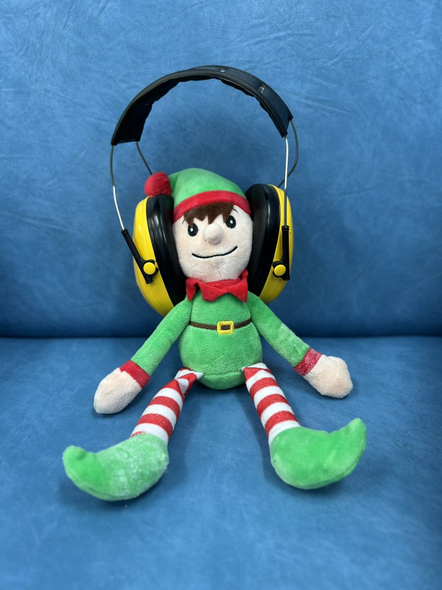 FractureClinic2's tweet photo. Oh no ! The naughty elf is making snow angels in the plaster dust 😂
@NUHSurgery https://t.co/oVXbU2Ouf5