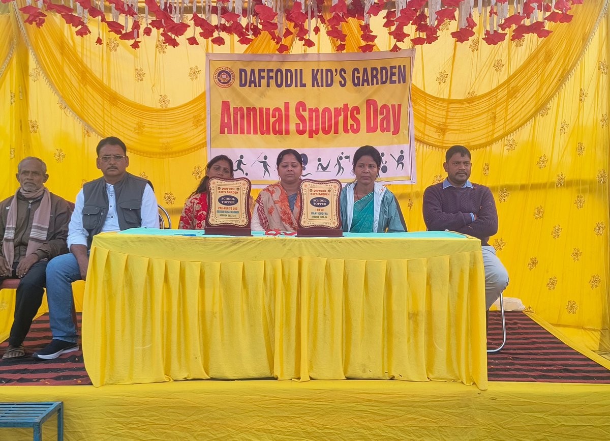 jaydev_jd1's tweet photo. #Guest_of_Honor
 #Daffodil_Kids_Garden_Public_School
 #annual_sports_2024 
#पढ़ो_और_पढ़ाओ 
#शिक्षा_सबका_आधिकार 
@HemantSorenJMM @BokaroDc https://t.co/RMewlfLnST