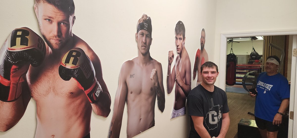 EdMahalick's tweet photo. Wall of Fame
Dakota Linger
Coach Tim Wheeler
#TommyThomasBoxingClub
#TimWheelerBoxing https://t.co/LhW3KSd1Yb