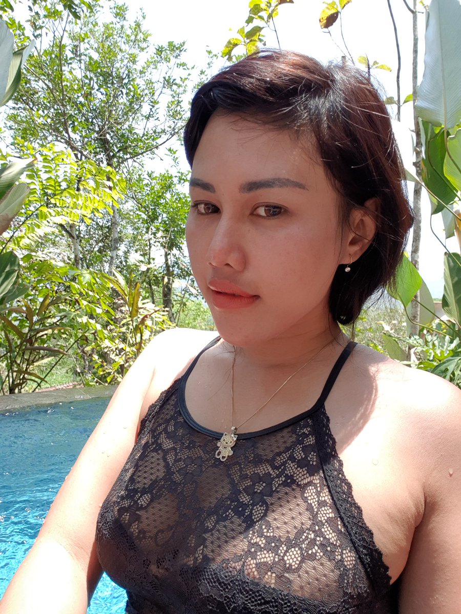 meyrish123's tweet photo. Enjoy staycation in here.. Second time @PlataranResorts Borobudur
#plataran #borobudur #resort #staycation #vacation #holiday #HolidayVibes #jawatengah https://t.co/bR9bG6aQop