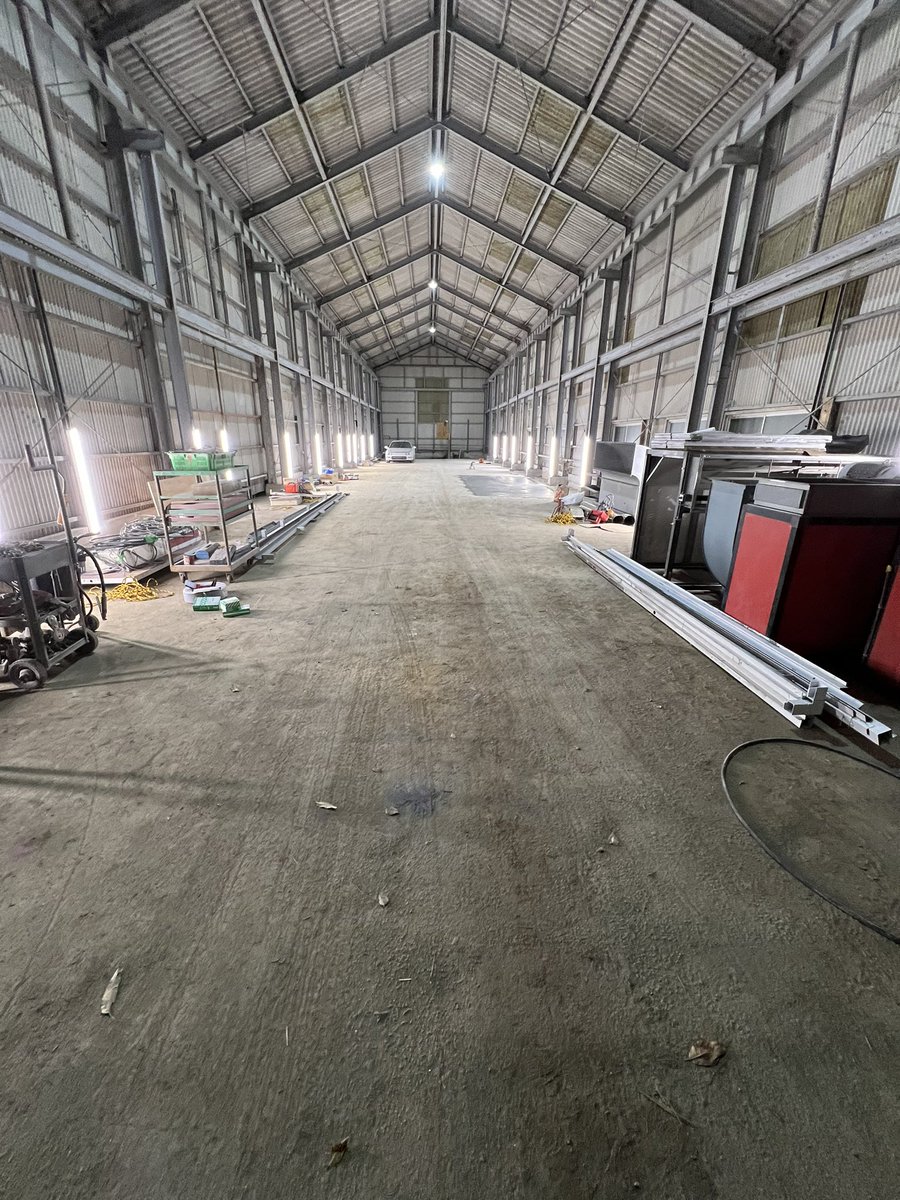 hiroenna0405's tweet photo. #2024年を振り返る
中古の家の住宅ローンおわる
工場を買う
wekfest受かる
イベントで愛知関東圏トータル5回
スラムドホンダ アワードもらえる
A-MESSE お台場　アワードもらえる

トイボのみんなには大変お世話になりました🙇 https://t.co/Ge4Bk1blp5