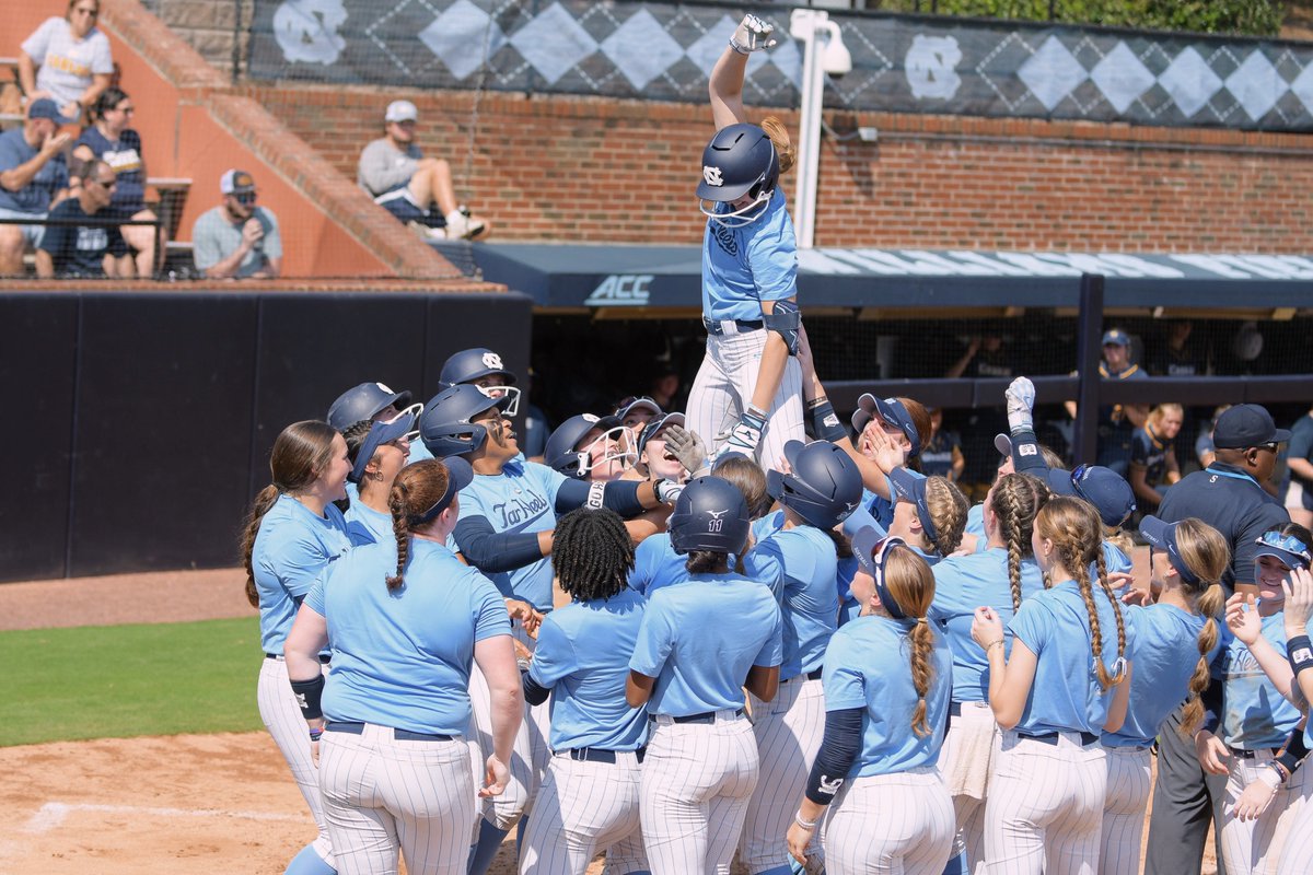 Freshman year in college softball is full of challenges and excitement! 🥎✨ Follow Lilly Parrish and Braya Hodges as they share their journey and the lessons they’ve learned in their first semester, written by Grace White.

🔗: extrainningsoftball.com/2024-parrish-h…