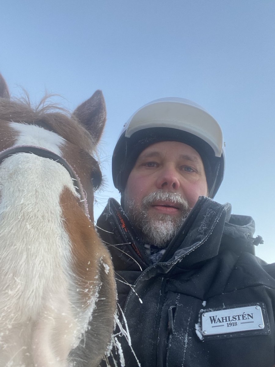 Kuuraparrat toivottavat kaikille rauhallista joulua! 🎅🏻 #ravit #josveis