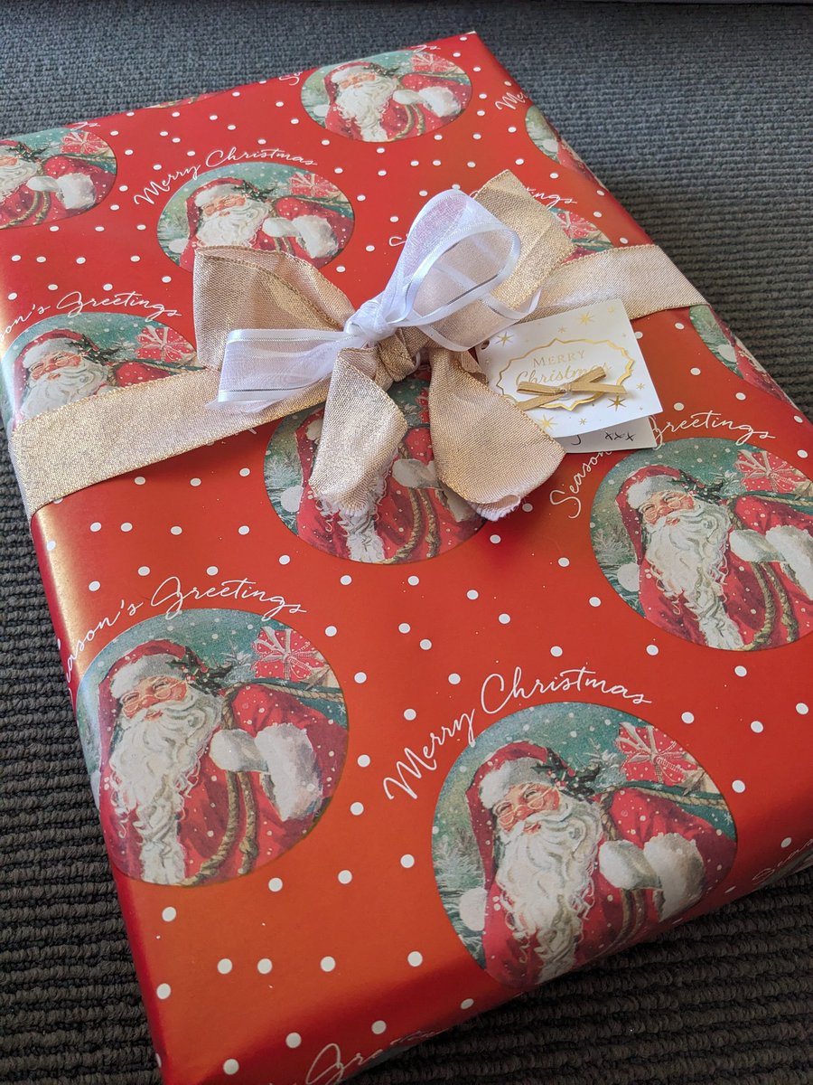 Treat yourself this Christmas...and buy someone a rectangular gift for your wrapping enjoyment