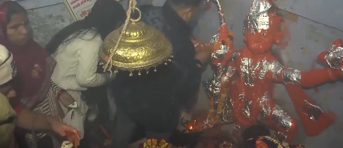 Bulandbharattv's tweet image. संभल के शिव मंदिर में भक्तों ने पूजा अर्चना की
#Sambhal #SambhalMandir #SambhalTemple