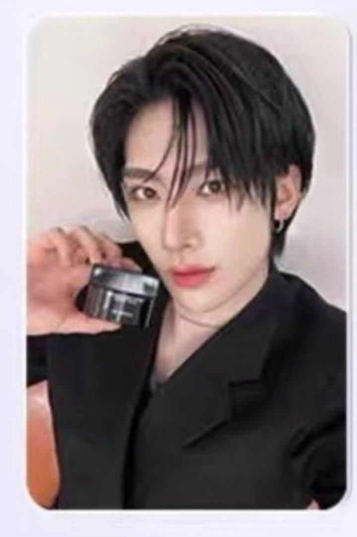 haocaekcartz's tweet photo. ✧˚ · . #jeindahan
≽ Christmas Sale 🎁

wts lfb ph zb1 ricky uniskin pc with toner cream

★ ₱500 
★ 50% dp (2 weeks) ; rembal once onhand 
★ stbo — eta jan
★ see 📌 for deets
★ reply/dm to claim https://t.co/0JsIdEBrYl