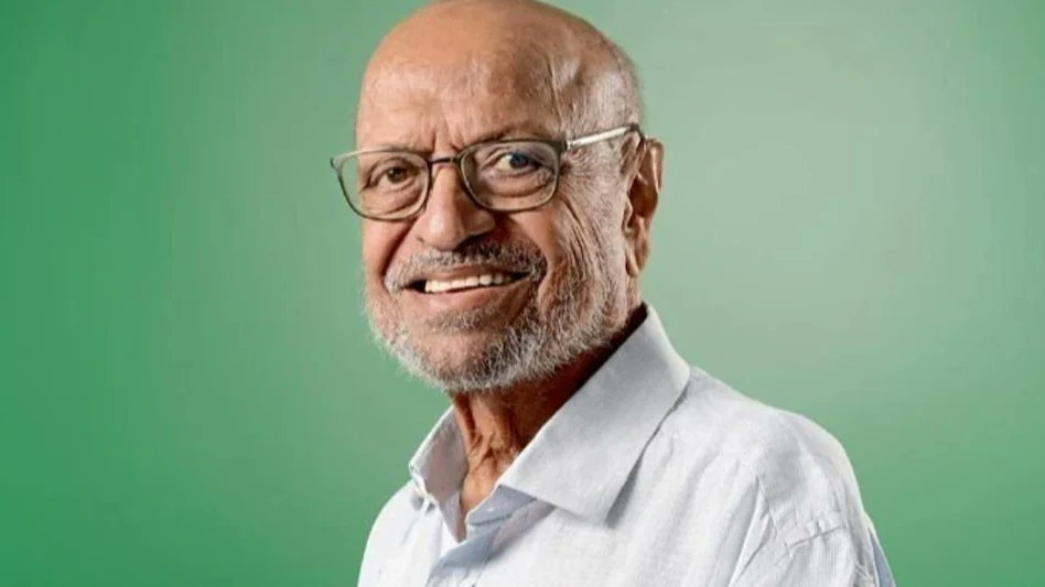 aiiea1951's tweet photo. AIIEA deeply mourns the sad demise of legendary film maker and the doyen of parallel cinema Shyam Benegal. He will continue to inspire generations of Indians through his brilliant and fearless portrayal of social realities. Heartfelt condolences....... https://t.co/enuZnD2tbc