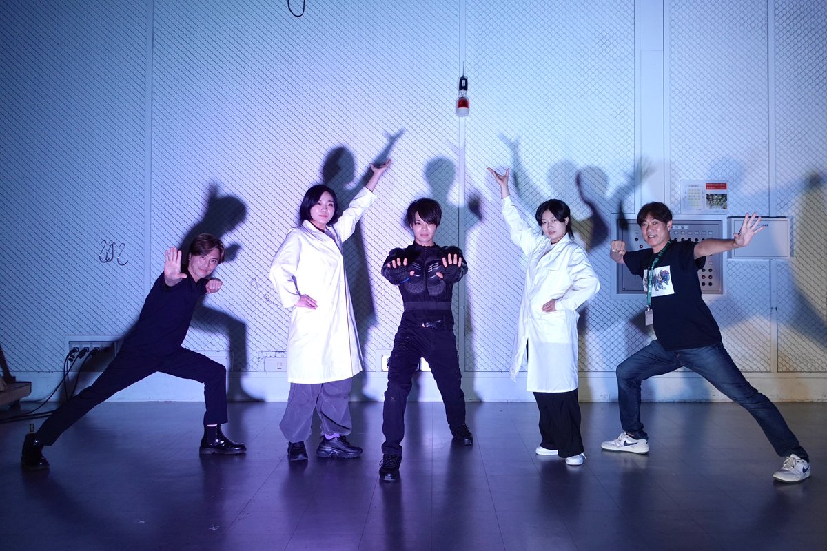 TVA_News's tweet photo. 🔥特撮系アクションドラマ『センチネルSS』本日放送！

#パフォーミングアーツ学科 の学生・卒業生3名が出演させていただいたドラマ「センチネルSS」が、本日チバテレにて放送されます！👏🏻
撮影の中では⁡アクションシーンにも挑戦！🤛
ぜひご覧ください！
※地域によっては視聴いただけない場合もございます🙇

＊-——————————＊
チバテレ
ドラマ「センチネルSS」
●2024年12月24日（火）
●24:30～24:50
※地域によってはご覧いただけない場合もございます。
＊-——————————＊

@TVA_actor #センチネルSS #センチネル #千葉テレビ #チバテレ #特撮 #ドラマ #俳優 #演技 #役者 #女優 #アクション #特殊メイク #特殊造形 #パフォーマンス #インフルエンサー #タレント #２１世紀アカデメイア #tva #東京ビジュアルアーツアカデミー