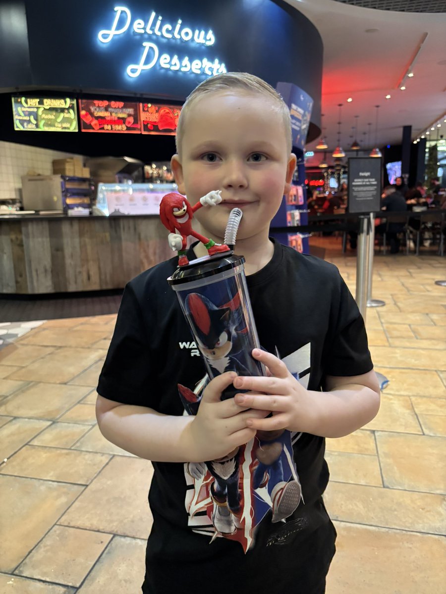 xjadefield's tweet photo. Cinemas with our Sonic obsessed boy 💙🍿💙 

#SonicMovie3 https://t.co/DjfHO3Snum
