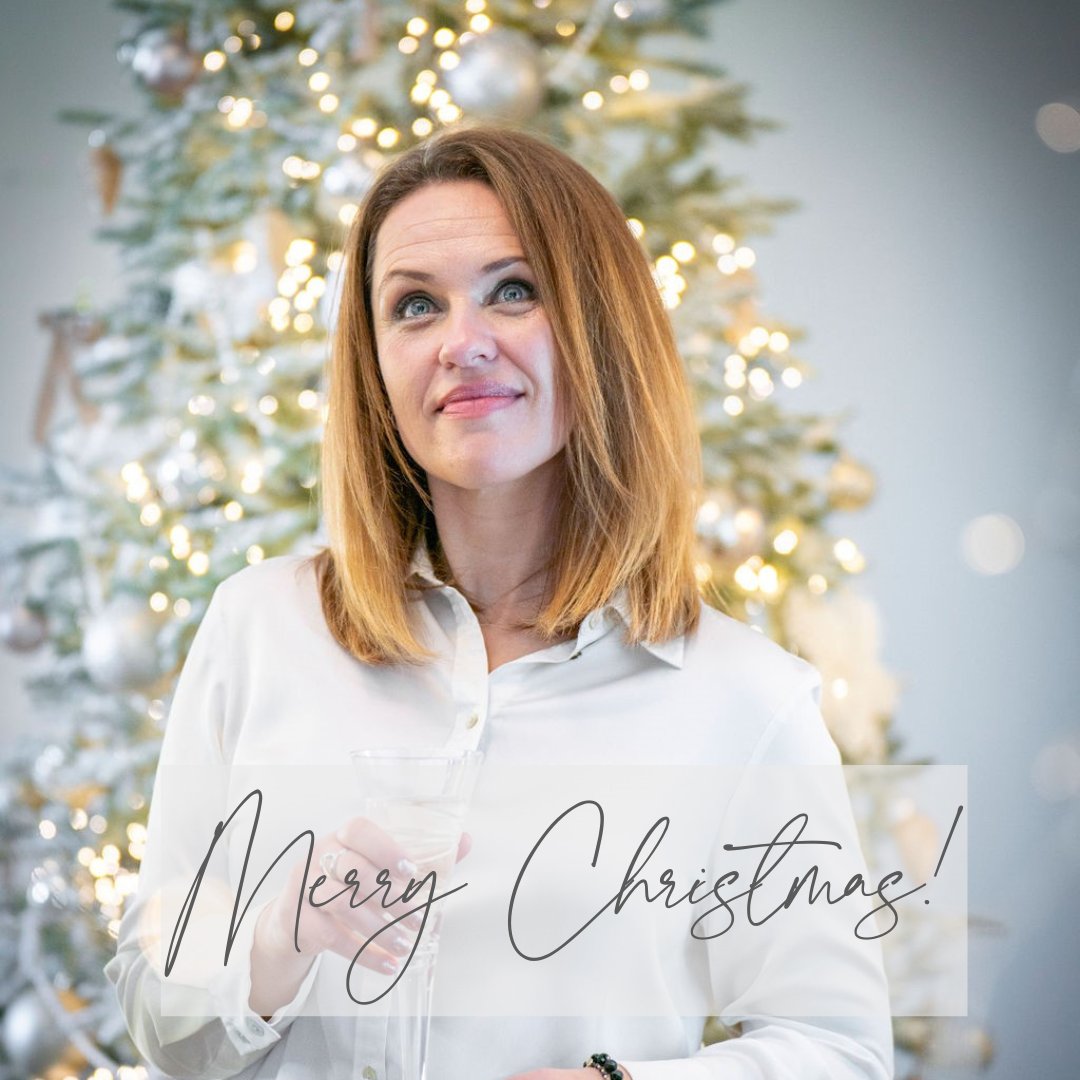 To my amazing clients,  suppliers and incredibly talented trades I get to work with everyday,
Wishing you the loveliest Christmas filled with laughter &amp; may the New Year bring fun, happiness &amp; exciting times for you all x #MerryChristmas #HappyNewYear #Design #Gratitude