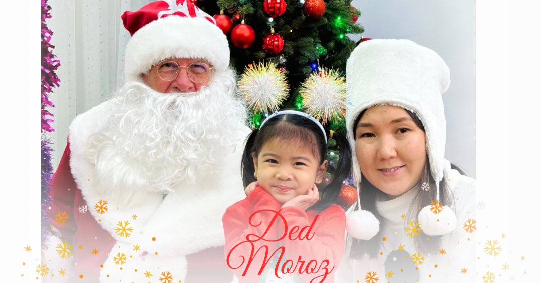 biskg_'s tweet photo. 🎄✨ The magic of the New Year arrived at Bishkek International School as Ded Moroz, Snegurochka, Snegovik, and Sven brought joy and presents to our students from Preschool to Grade 5! ���❄️ Laughter, excitement, and festive cheer filled the air as we celebrated together. 🌟🎅 https://t.co/xhX4f4jug8