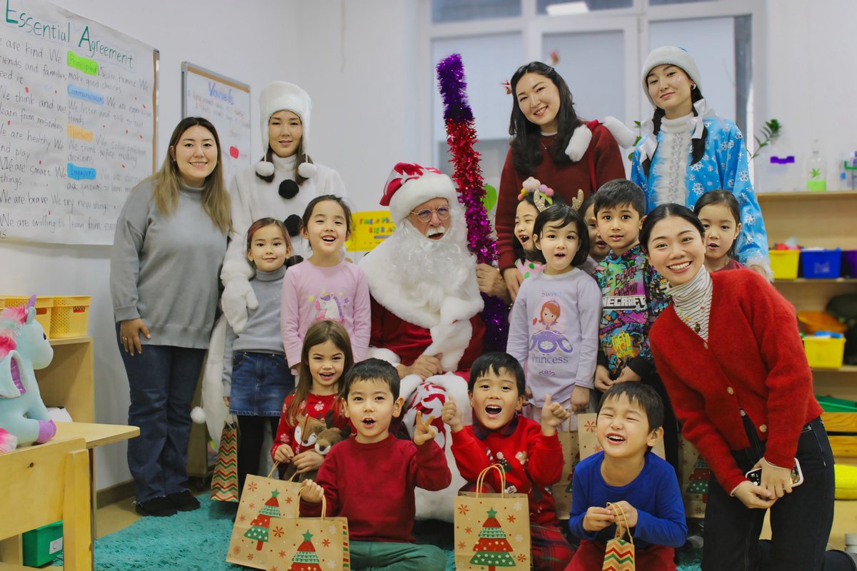 biskg_'s tweet photo. 🎄✨ The magic of the New Year arrived at Bishkek International School as Ded Moroz, Snegurochka, Snegovik, and Sven brought joy and presents to our students from Preschool to Grade 5! ���❄️ Laughter, excitement, and festive cheer filled the air as we celebrated together. 🌟🎅 https://t.co/xhX4f4jug8