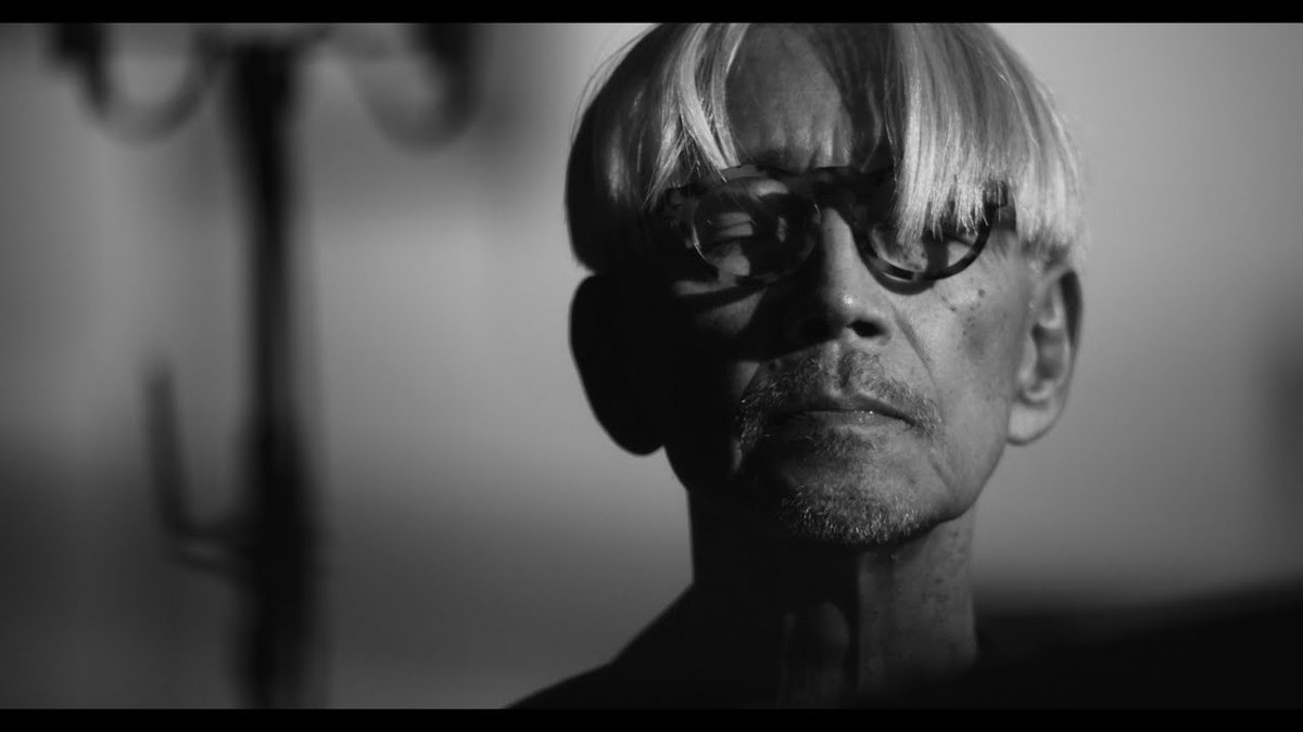 Merry Christmas❄️
クリスマスにはこの曲を🎁

Merry Christmas Mr. Lawrence / Ryuichi Sakamoto - From Ryuichi Sakamoto: Playing the Piano 2022
⁦
youtube.com/watch?v=z9tECK…