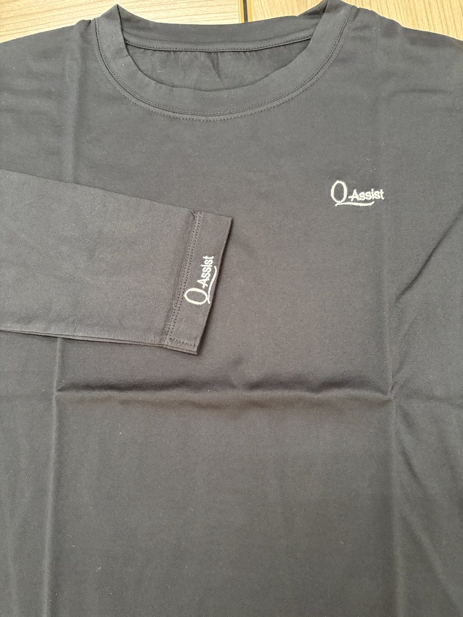 メリークリスマス！
ということでリツイート、いいね、リプライしてくれた人の中から、抽選で3名様にQ-assist  Tシャツをプレゼントします！