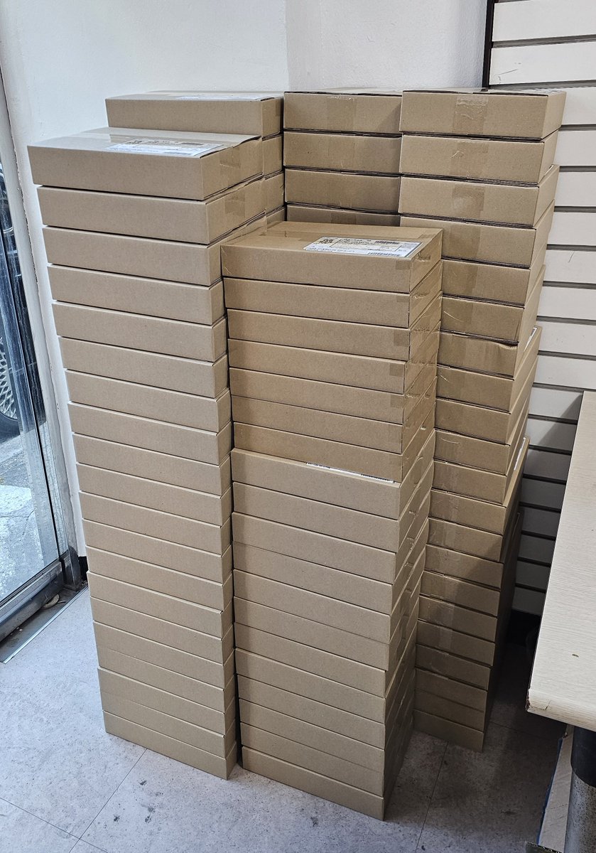 ✴︎ 𝗨𝗡𝗖𝗛𝗔𝗡𝗚𝗜𝗡𝗚 𝗣𝗘𝗥𝗜𝗢𝗗 𝟮𝟬𝟮𝟱 ✴︎ 

2025캘린더 모든 주문건 출고했습니다 😄
받으시면 파손이나 불량있는지 먼저 체크 ✔️!!
교환이나 문의사항은 바로 DM주세요~
구매해주신 모든 분들께 감사드립니다🫶