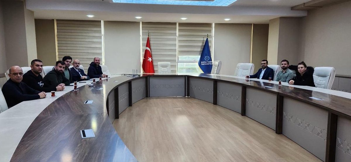 btu_mtf's tweet photo. Üniversitemiz Kütüphane ve Dokümantasyon Daire Başkanı ve Birim Şube Müdürleri tarafından Fakültemiz İdari personele yönelik istişare ziyareti yapıldı. https://t.co/2ekWDOtbZw