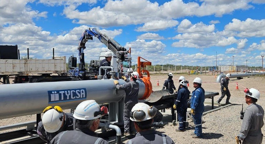 MiningPress's tweet image. EnerNews | Oldelval llenó el oleoducto Duplicar y se acerca a su puesta en marcha

#Oldelval #Duplicar 

go.shr.lc/4iT2yfS