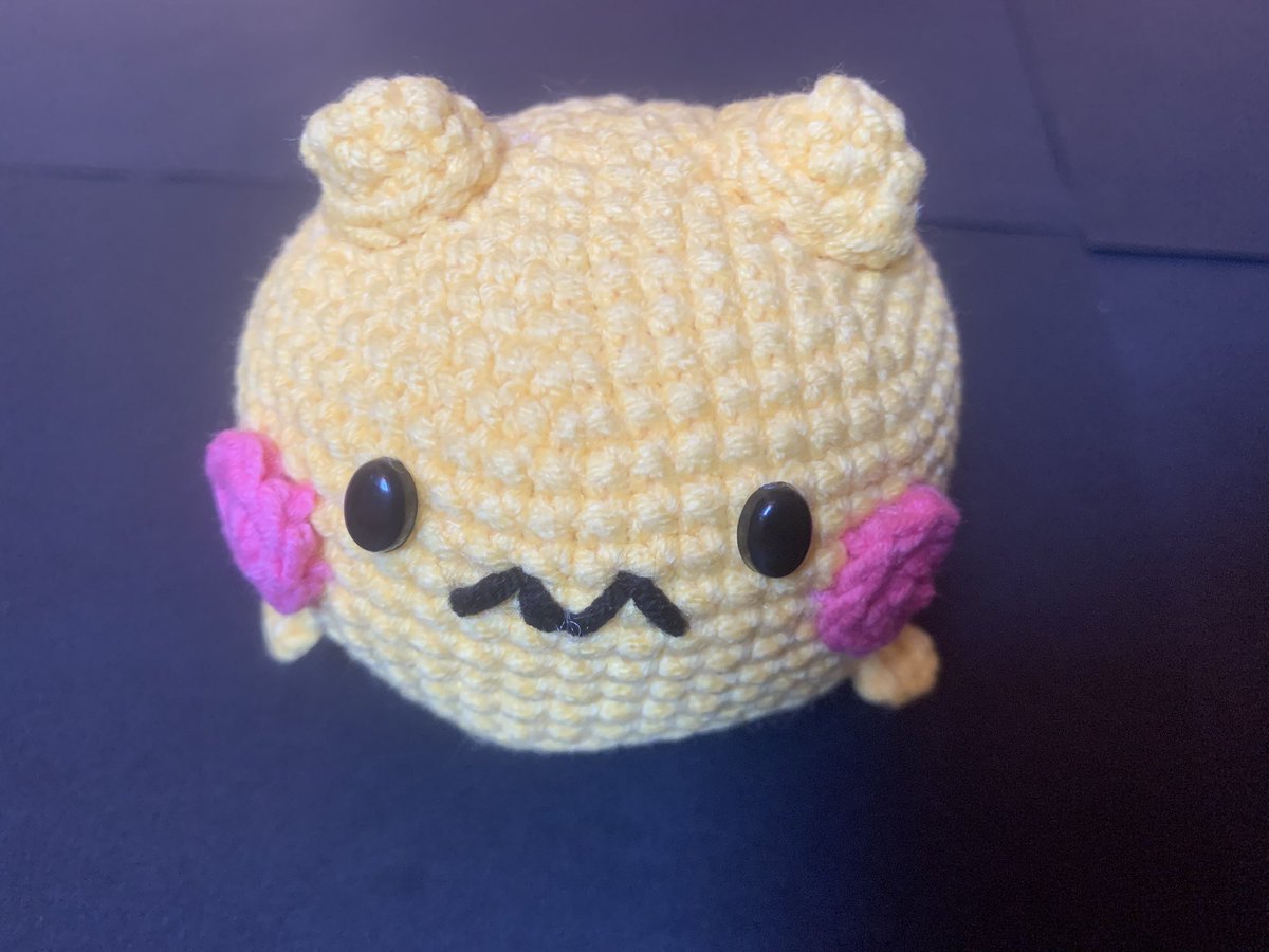 KYAWShwePyi's tweet photo. Mustard 🐸 https://t.co/BjCkstrO4T