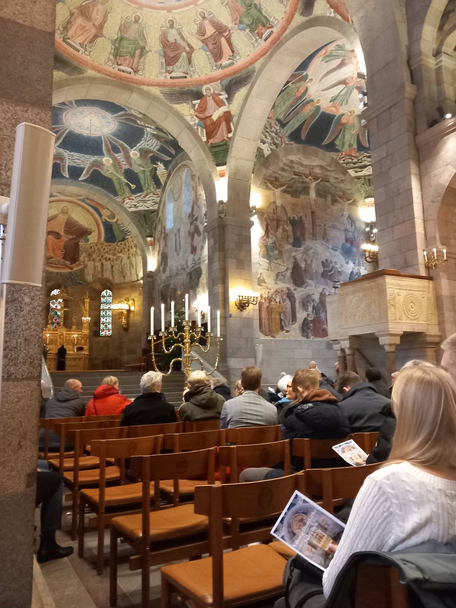 🎄Merry Christmas to all of you🎄

I wish you a wonderful holiday season filled with warmth, joy, and love. May the Christmas lights shine brightly, and may your days be full of coziness, smiles, and everything that makes this time of year so special 🥰